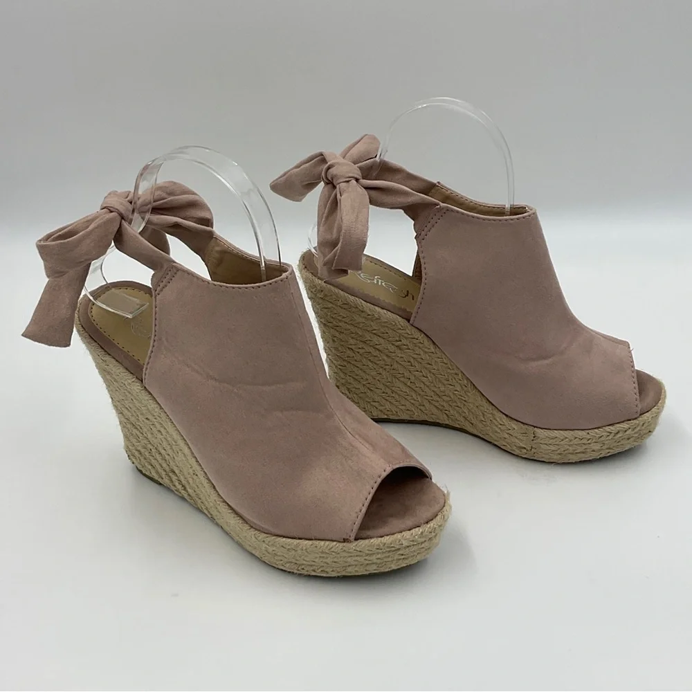 Refresh EUC Miya Pink Suede Espadrille Wedges Ribbon Tie Back Open Toe Size 8.5